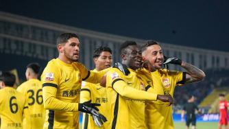 2025年03月28日 19岁李新翔2传1射！海港3-3绝平西海岸 阿齐兹双响颜骏凌超巨失误