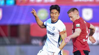 2025年04月02日 榜尾大战！长春亚泰1-1武汉三镇各取新赛季首分 谭龙凌空斩