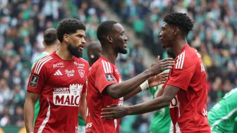 2025年04月14日 法甲-卡多纳梅开二度 圣埃蒂安3-3布雷斯特