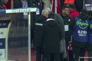 2025年04月14日 联赛3连胜！费内巴切3-1锡瓦斯体育 塔利斯卡任意球塔迪奇双响