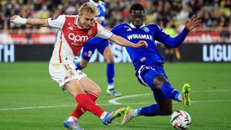 2025年04月20日 法甲-埃梅加85分钟进球被吹 摩纳哥0-0战平斯特拉斯堡