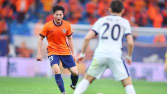 2025年04月27日 9轮3分！海牛1-1梅州客家仍垫底 恩戈姆破门韦林顿-席尔瓦点射