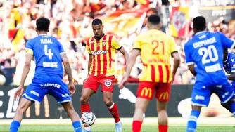 2025年04月28日 法甲-奥纳伊乌-阿道双响佩兰传射 欧塞尔客场4-0十人朗斯