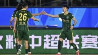 2025年05月01日 王钰栋双响9轮6球！浙江4-2亚泰取2连胜，程进助攻戴帽陶强龙传射