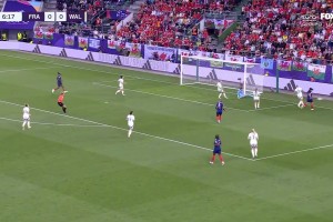 2025年07月10日 女足欧洲杯-马特奥传射马伊里破门 法国女足4-1威尔士女足