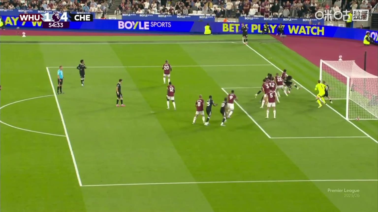 西汉姆门将扑救脱手！凯塞多笑纳大礼破门！