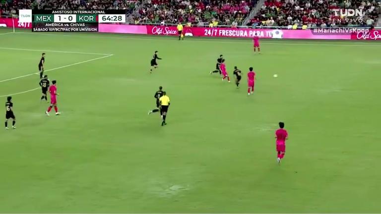 不停球直接爆杆！孙兴慜禁区内不等停球直接凌空爆射破门